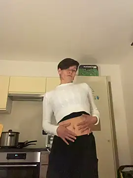 DtPORNBITCH online show from 05-21-26, 01:01