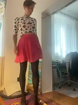DtPORNBITCH online show from 07-06-26, 05:15