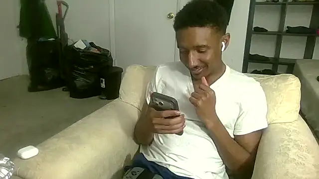 Iblackoracle online show from 04-28-26, 03:22