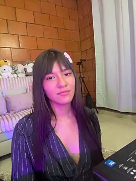 xayah cute online show from 05-16-26, 04:20
