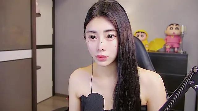 Snapshot of XiaoYuBao- chatting on 05-02-26, 07:57 XiaoYuBao- online show from 05-02-26, 07:57