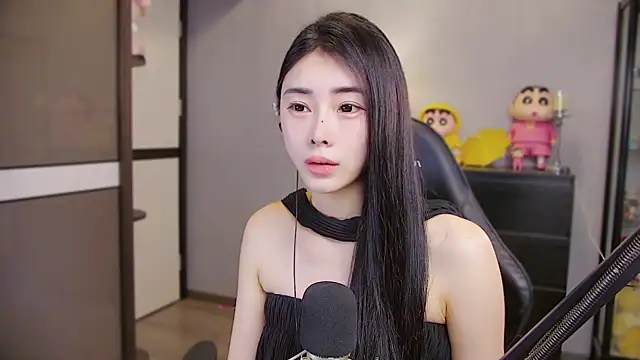 Snapshot of XiaoYuBao- chatting on 05-08-26, 04:12 XiaoYuBao- online show from 05-08-26, 04:12