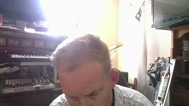 Snapshot of strokingjoe14585 chatting on 04-13-26, 03:17 strokingjoe14585 online show from 04-13-26, 03:17