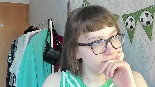 RileyNymph online show from 06-30-26, 04:13