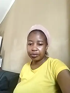Prettylicou online show from 04-10-26, 10:20