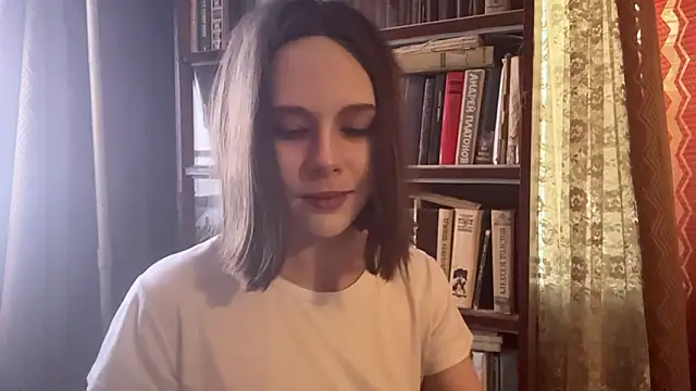 HyunCorrente online show from 03-21-26, 08:19