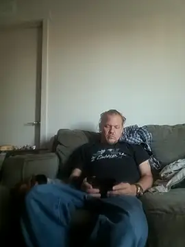 yourMasterisBored online show from 04-21-26, 01:18