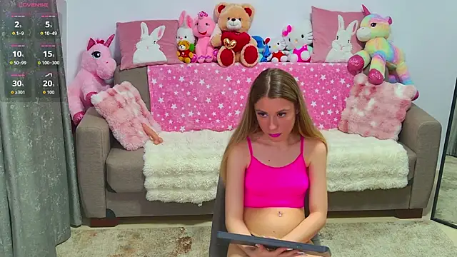 MayaJenner online show from 07-04-26, 09:10