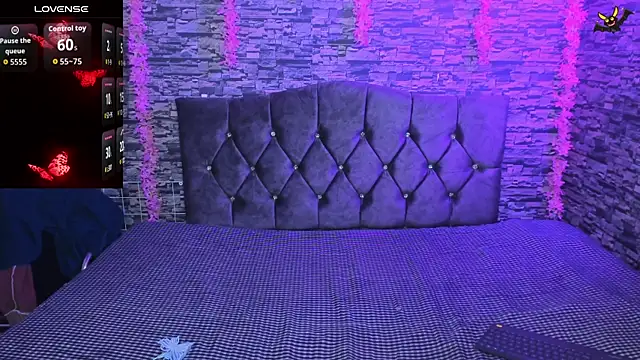 sofia saory online show from 04-30-26, 10:43