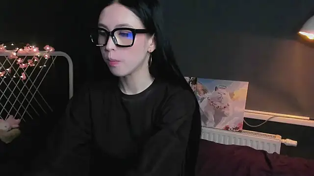 lizaa breeze online show from 04-18-26, 05:28