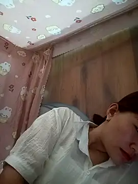 Lucxy-ki6 online show from 05-07-26, 11:43