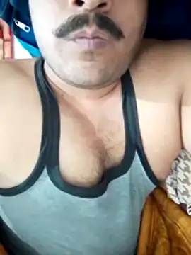 Decentlover67 online show from 04-14-26, 03:07