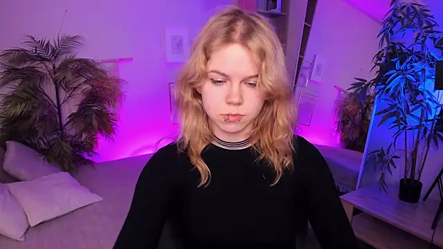 ElizabethVane online show from 05-16-26, 10:36