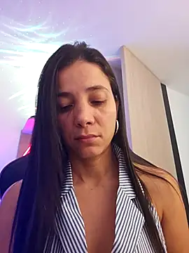 miaeyex online show from 05-07-26, 12:10