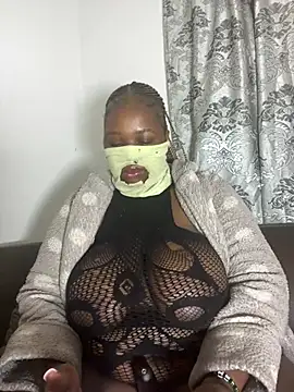 NaughtyGirl0000 online show from 06-20-26, 09:56