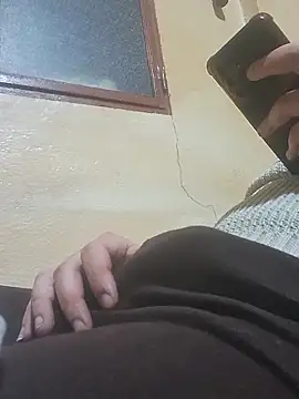 mohmmadboudi7 online show from 04-01-26, 10:51