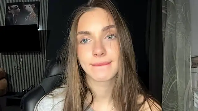 Veluxe online show from 04-20-26, 06:09