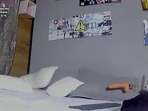 Enzoo98  online show from 07-17-26, 01:23