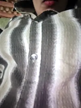 model seela online show from 03-17-26, 04:21