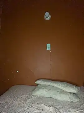 BlackApple   online show from 03-25-26, 10:05