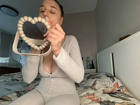 bimboiiii online show from 07-11-26, 12:41