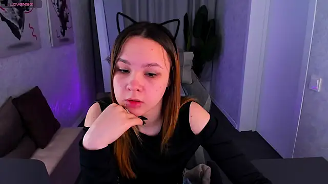 Lori Bllossom online show from 04-28-26, 12:31