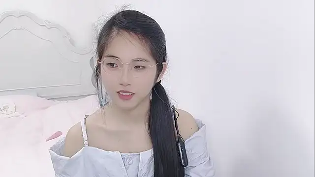 MIAOMIAO-666 online show from 04-17-26, 07:44