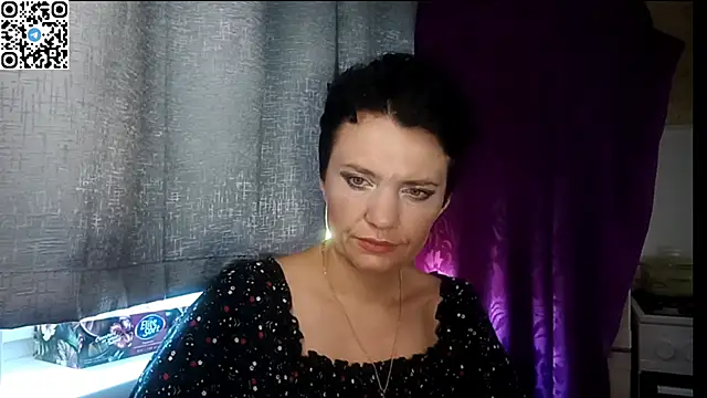 HotMamaQueen234 online show from 06-23-26, 11:52