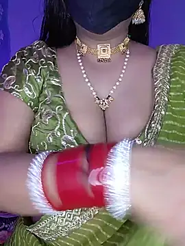 Snapshot of Miss_roohi chatting on 06-26-26, 05:23 Miss roohi online show from 06-26-26, 05:23