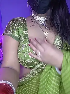 Snapshot of Miss_roohi chatting on 07-17-26, 07:04 Miss roohi online show from 07-17-26, 07:04