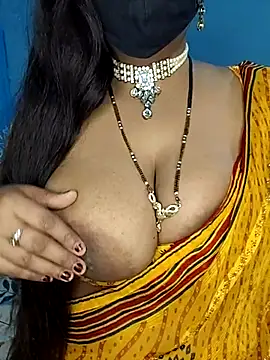 Snapshot of Miss_roohi chatting on 08-01-26, 11:25 Miss roohi online show from 08-01-26, 11:25