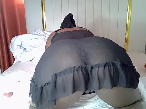 mamamia the queen online show from 03-27-26, 12:16