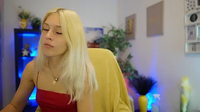 Luna Grace18 online show from 06-11-26, 01:09