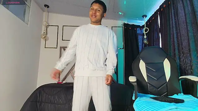 Cesar-Mendoza online show from 03-19-26, 01:26