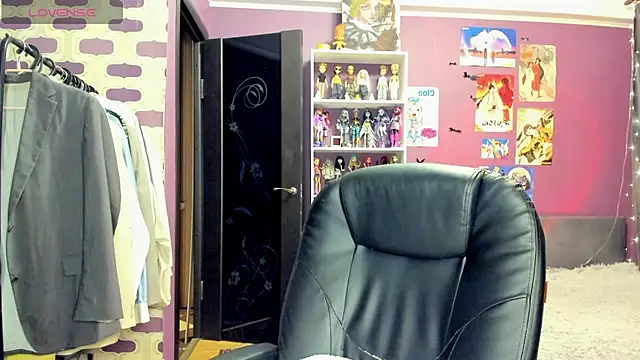 sweet peach    online show from 07-01-26, 08:30