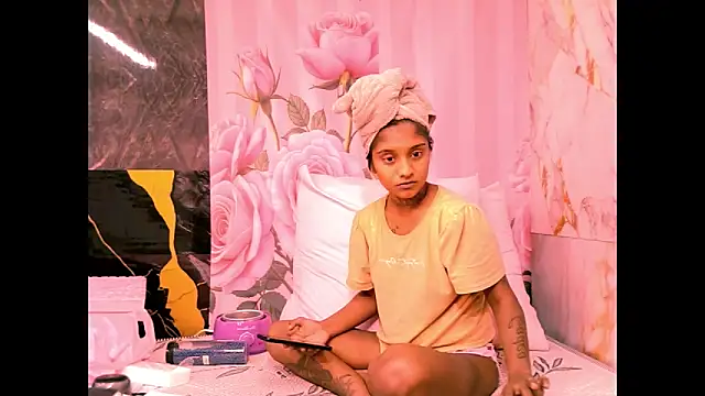 indian barbie online show from 05-11-26, 12:44