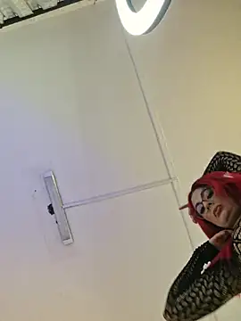 Scarlet Evanss  online show from 06-05-26, 08:03