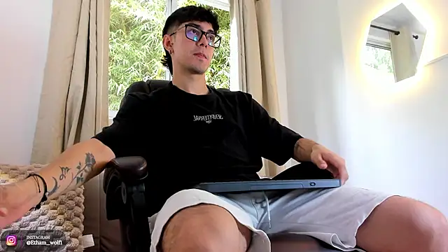 etham wolf1 online show from 04-27-26, 06:06