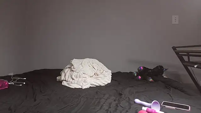 Snapshot of YummyCookiee chatting on 04-04-26, 09:18 YummyCookiee online show from 04-04-26, 09:18