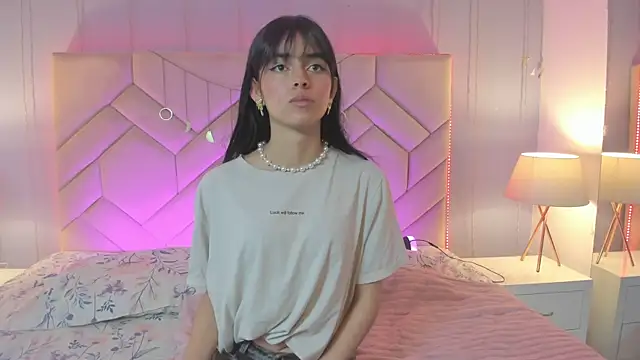 Eimy Blaze online show from 04-22-26, 07:26