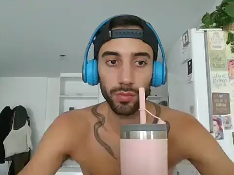 SantinnoVale online show from 03-20-26, 07:52