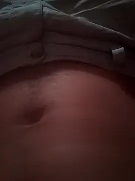 Snapshot of loro121 chatting on 03-29-26, 04:18 loro121 online show from 03-29-26, 04:18