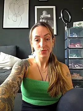 NicoleKaiser online show from 03-29-26, 03:01