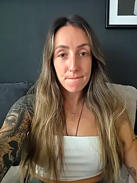 NicoleKaiser online show from 04-20-26, 04:10