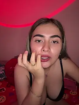 Mia seduccion online show from 04-14-26, 01:22