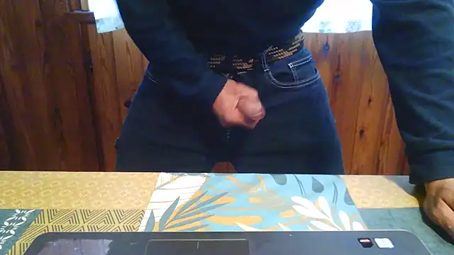 Snapshot of sexysicilyman chatting on 04-10-26, 12:10 sexysicilyman online show from 04-10-26, 12:10