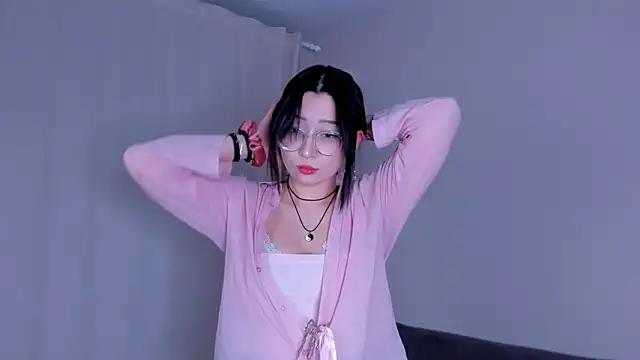 emi okado online show from 03-18-26, 03:37