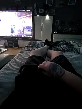 OssiBigCum online show from 03-18-26, 09:29