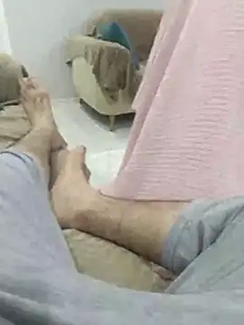 Snapshot of tengebongaz chatting on 04-08-26, 09:26 tengebongaz online show from 04-08-26, 09:26