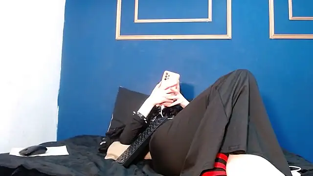 Fantasy-Dreams online show from 03-28-26, 03:00